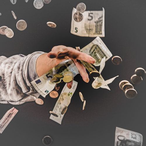 mit geld um sich werfen ur